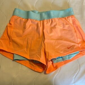 Nike short size small